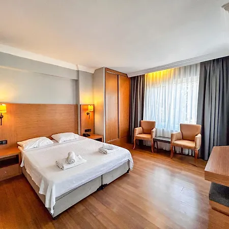 A.emreli Hotel Ayvalı