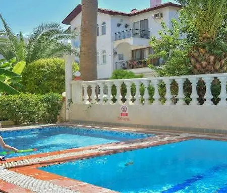 Otel A.emreli Ayvalı