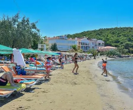 A.emreli Ξενοδοχείο 4*